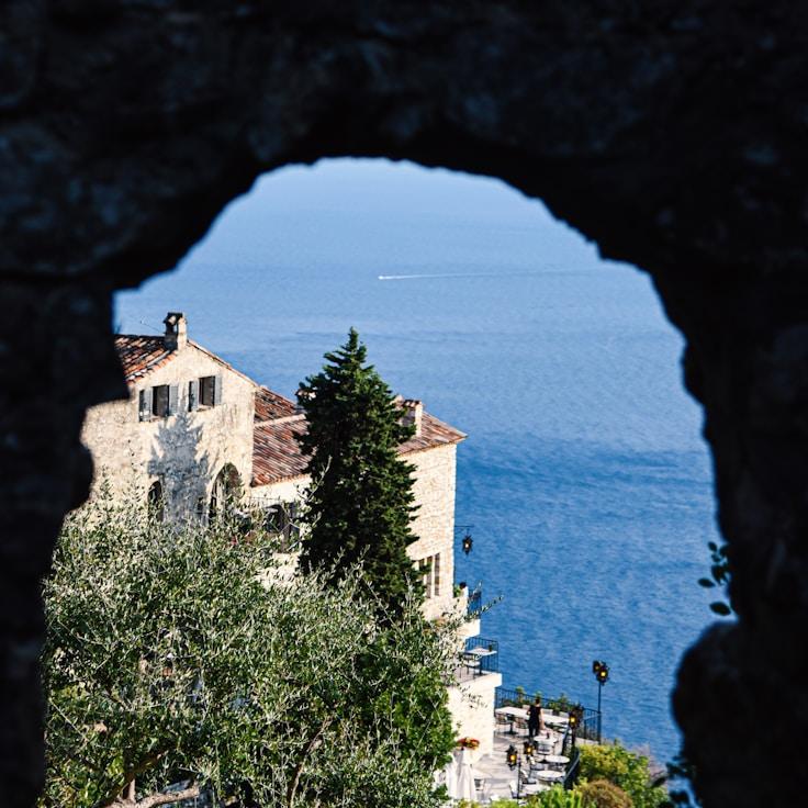 Outdoor terrace seating suitable for families in Portland